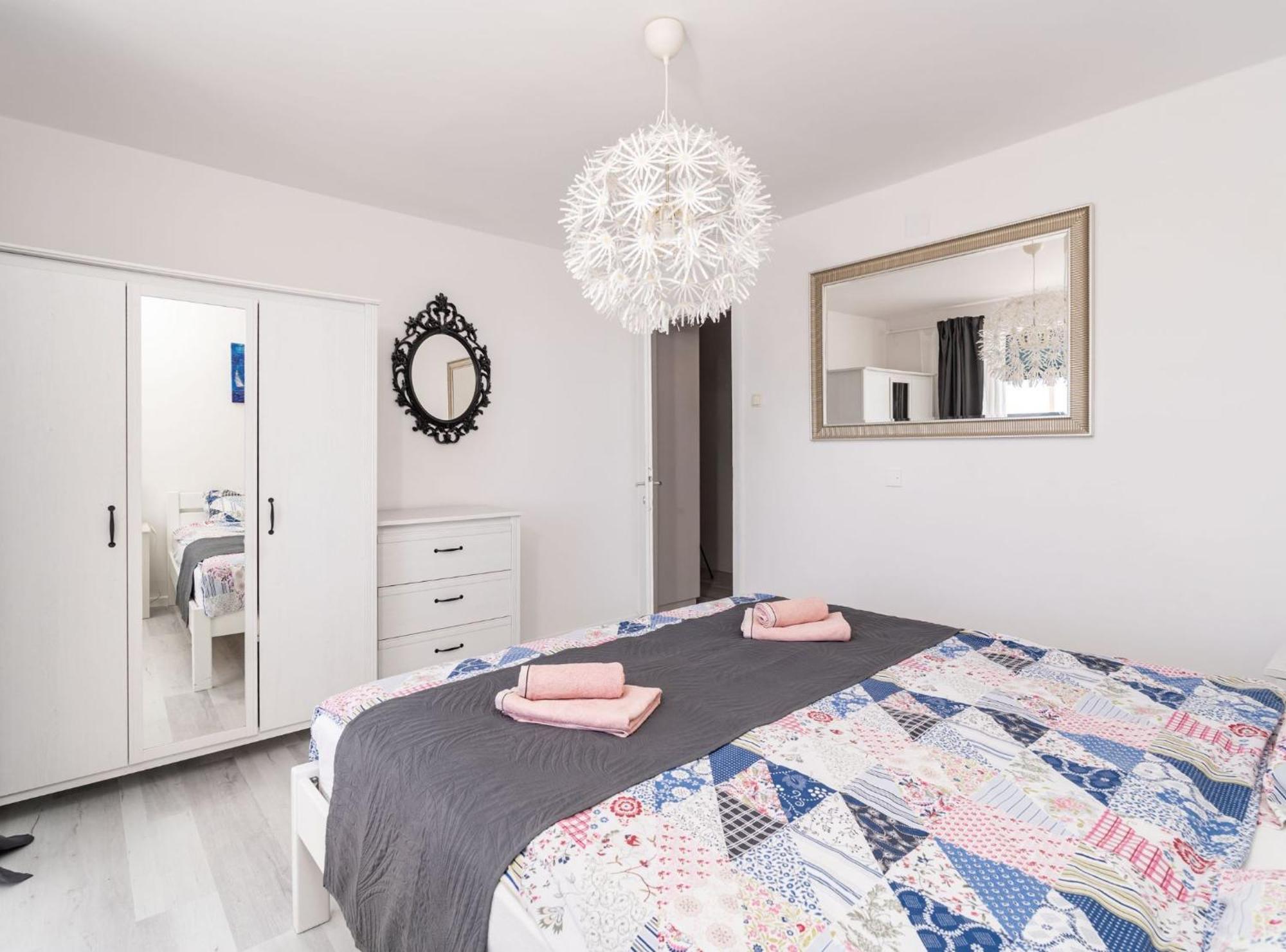 Apartment Butterfly Дубровник Екстериор снимка