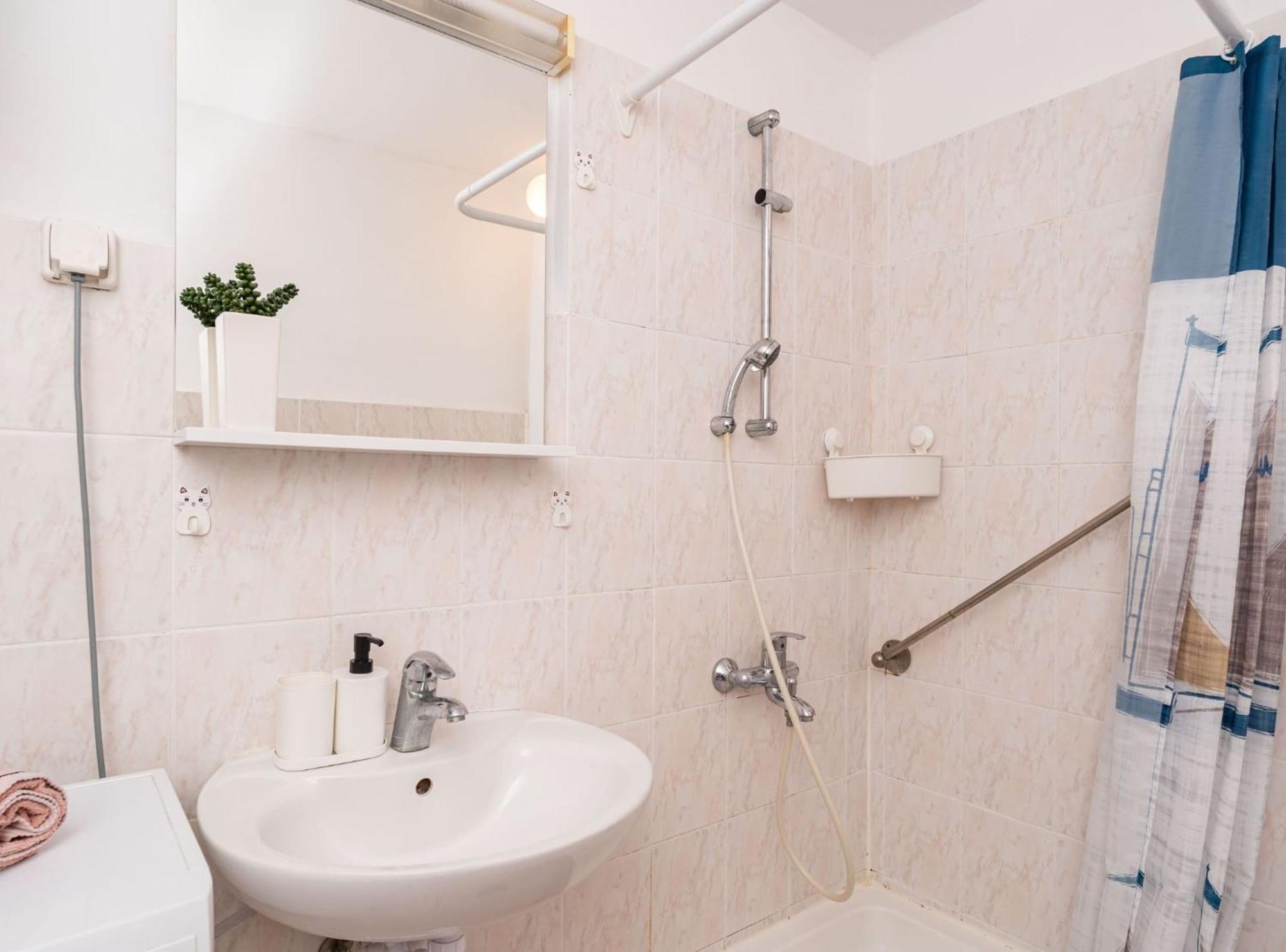 Apartment Butterfly Дубровник Екстериор снимка